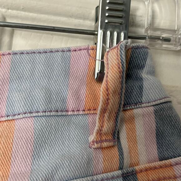 Wild Fable Striped Denim Shorts - Size 2 - Picture 6 of 7